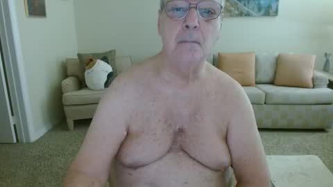 tonysview12000 online show from October 2, 2025, 6:15 pm