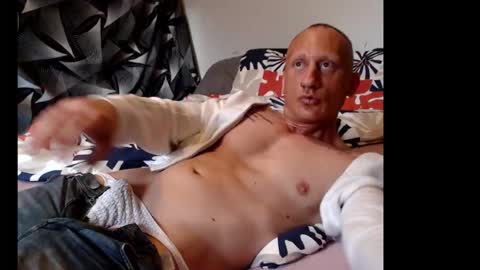 Osiris187 online show from November 29, 2025, 8:17 am