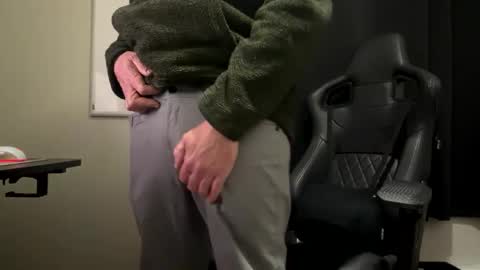 Snapshot of tonytonytony3001 chatting on December 10, 2024, 4:02 am tonytonytony3001 online show from December 10, 2024, 4:02 am