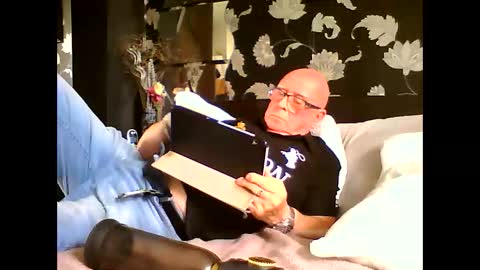 Snapshot of tonywest200519492 chatting on September 14, 2025, 2:05 pm tonywest200519492 online show from September 14, 2025, 2:05 pm