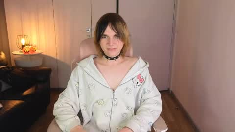 Snapshot of too_silly_ chatting on May 27, 2026, 1:57 am too_silly_ online show from May 27, 2026, 1:57 am