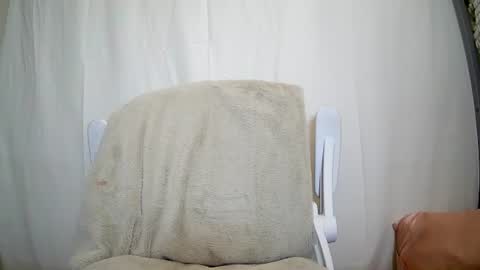 Snapshot of toohorny4college chatting on October 2, 2025, 1:51 pm Isabel online show from October 2, 2025, 1:51 pm