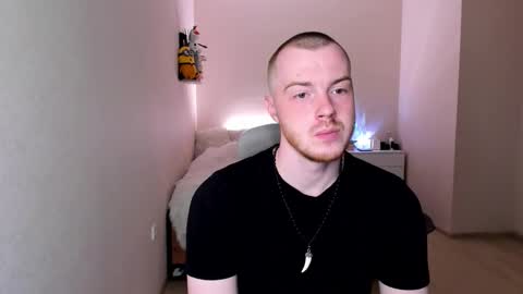 toohornyserj online show from October 3, 2025, 8:06 pm