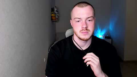 toohornyserj online show from October 10, 2025, 8:08 pm