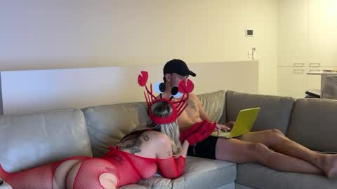 Snapshot of toolsntantrums chatting on July 19, 2026, 11:03 am toolsntantrums online show from July 19, 2026, 11:03 am