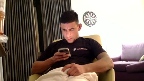 Snapshot of toomuchsmoke chatting on December 13, 2024, 8:30 am toomuchsmoke online show from December 13, 2024, 8:30 am