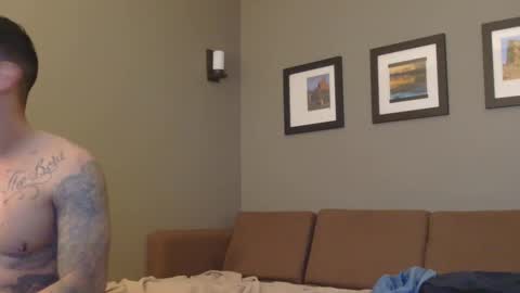 Snapshot of toomuchsmoke chatting on January 7, 2025, 2:42 am toomuchsmoke online show from January 7, 2025, 2:42 am