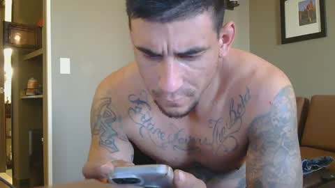 Snapshot of toomuchsmoke chatting on January 8, 2025, 2:46 pm toomuchsmoke online show from January 8, 2025, 2:46 pm