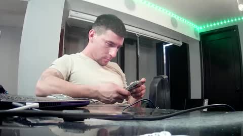 Snapshot of toomuchsmoke chatting on January 11, 2026, 6:07 am toomuchsmoke online show from January 11, 2026, 6:07 am