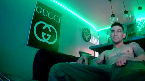 Snapshot of toomuchsmoke chatting on January 13, 2026, 8:14 pm toomuchsmoke online show from January 13, 2026, 8:14 pm