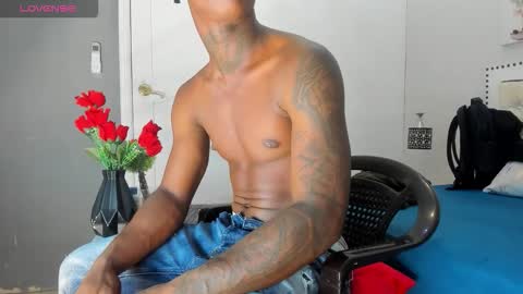 Snapshot of toower_ chatting on February 23, 2026, 3:37 am T O W E R online show from February 23, 2026, 3:37 am