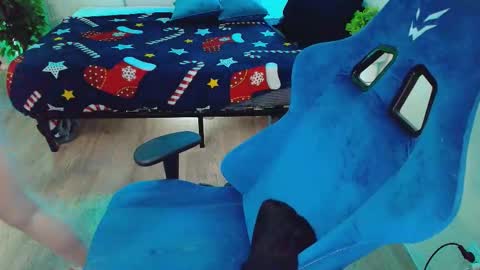 topcranberry online show from February 23, 2026, 5:49 am