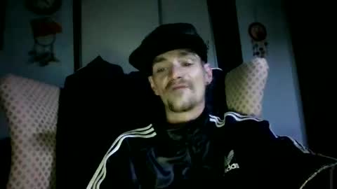 Snapshot of topdogintraining93 chatting on October 7, 2025, 8:44 am SagMeOreduceMe online show from October 7, 2025, 8:44 am