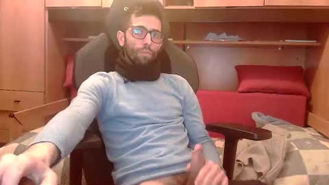 Snapshot of topg84 chatting on February 7, 2025, 6:24 pm Topg84 online show from February 7, 2025, 6:24 pm