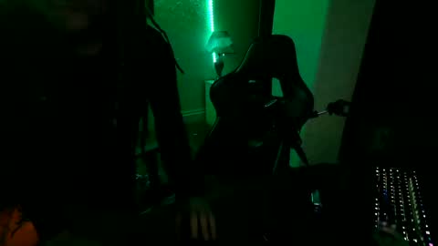 topplesstable18075 online show from January 26, 2025, 5:02 am