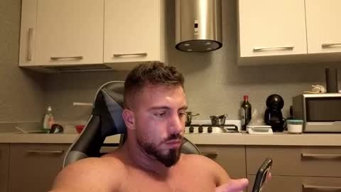 toro_arrapato online show from October 16, 2025, 2:45 am