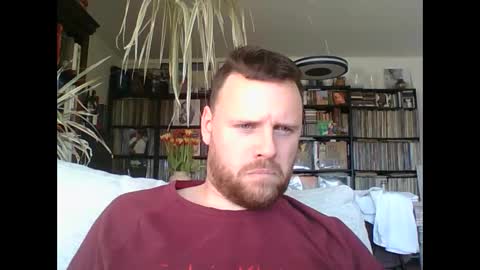 Snapshot of torth666 chatting on February 18, 2025, 2:27 pm torth666 online show from February 18, 2025, 2:27 pm