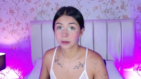 Ana Maria  online show from October 27, 2025, 12:42 pm