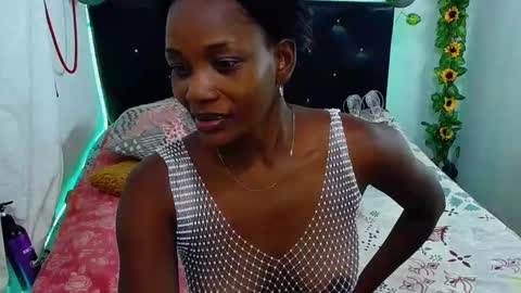 tory_montannaxx online show from January 25, 2025, 12:05 pm