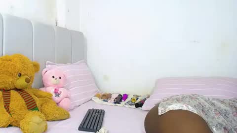 tory_montannaxx online show from July 23, 2026, 4:10 am