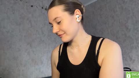 Snapshot of torydesmarias chatting on February 2, 2026, 12:15 pm Anita online show from February 2, 2026, 12:15 pm