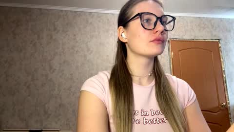 Snapshot of torydesmarias chatting on February 28, 2026, 11:11 am Anita online show from February 28, 2026, 11:11 am