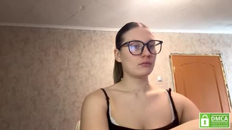 Snapshot of torydesmarias chatting on March 2, 2026, 10:22 am Anita online show from March 2, 2026, 10:22 am