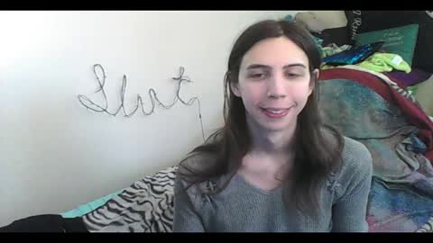 Luna online show from December 15, 2025, 9:08 pm