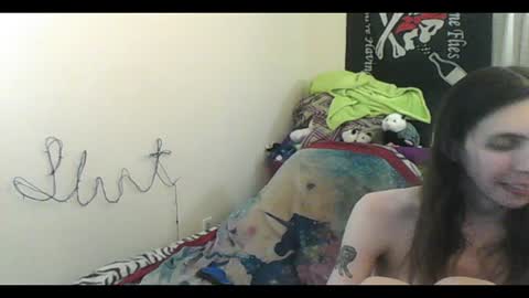 Snapshot of totalfuckingadorable chatting on June 18, 2026, 4:24 am Luna online show from June 18, 2026, 4:24 am