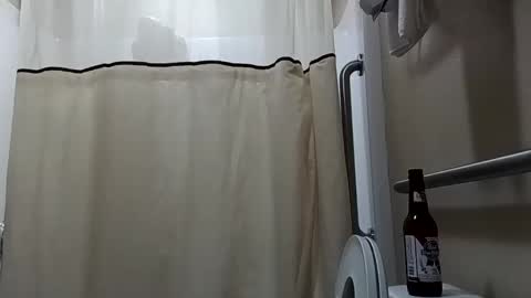 Snapshot of totallyawesome_65 chatting on November 6, 2025, 3:35 pm totallyawesome_65 online show from November 6, 2025, 3:35 pm