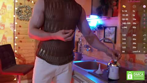 Snapshot of touch_of_eros chatting on December 15, 2024, 5:45 am Paul online show from December 15, 2024, 5:45 am