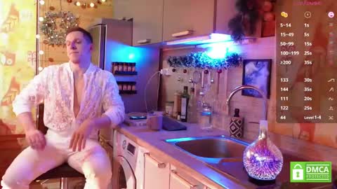 Snapshot of touch_of_eros chatting on December 29, 2024, 5:53 am Paul online show from December 29, 2024, 5:53 am