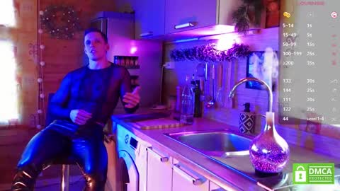 Snapshot of touch_of_eros chatting on January 26, 2025, 8:57 am Paul online show from January 26, 2025, 8:57 am