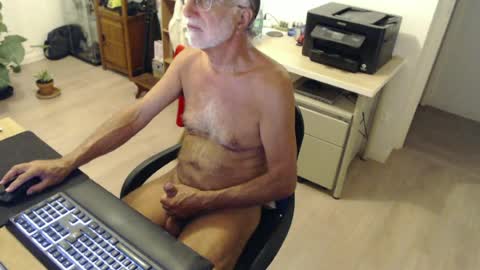 Tounu45 online show from June 26, 2026, 3:38 pm