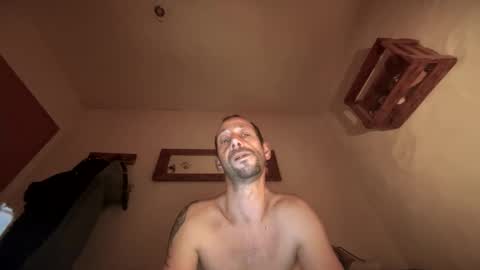 Snapshot of toxic2256191 chatting on February 17, 2025, 7:10 pm Toxic online show from February 17, 2025, 7:10 pm