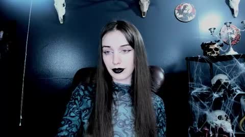 toxicdomme online show from December 18, 2025, 8:37 pm