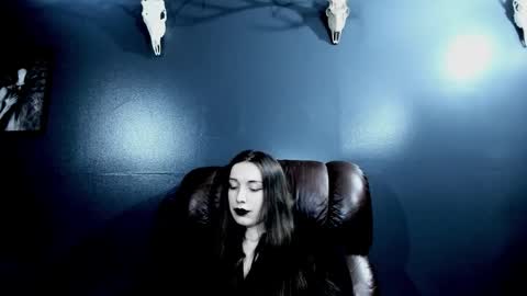 toxicdomme online show from January 12, 2026, 7:41 pm