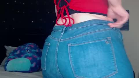 Lilly Miss Mistress Goddess Maam Queen Boss online show from December 15, 2024, 9:24 am