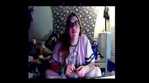 Snapshot of toxiclove1311 chatting on October 20, 2025, 10:54 pm Toxiclove1311 online show from October 20, 2025, 10:54 pm