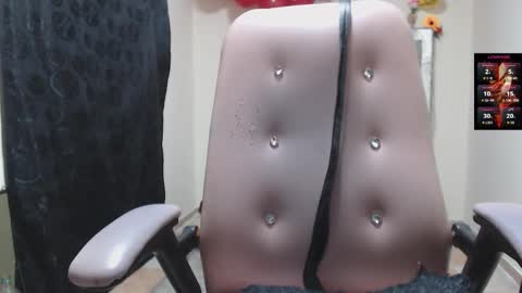 Snapshot of toxxxic_cams chatting on February 18, 2026, 7:04 am toxca69 online show from February 18, 2026, 7:04 am