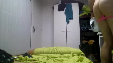 Snapshot of toy_machine1219 chatting on November 7, 2025, 6:52 pm toy_machine1219 online show from November 7, 2025, 6:52 pm