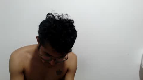Xander online show from July 12, 2026, 4:14 am