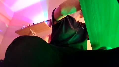 toyboysquirt online show from November 30, 2025, 7:56 am