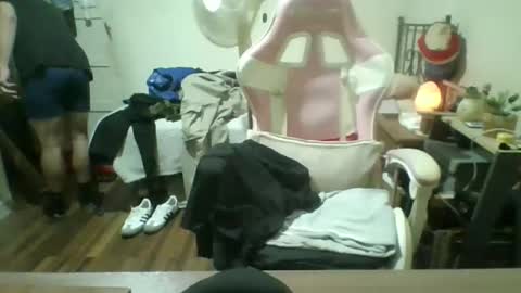 toyboysquirt online show from April 26, 2026, 6:00 am