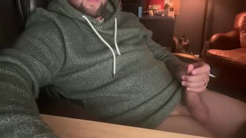 tpeeyes online show from November 25, 2025, 3:06 am