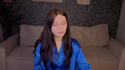 tracey_gill online show from May 29, 2026, 9:18 am