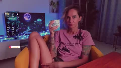 Hey my name is Kiri Kiri online show from October 23, 2025, 9:35 pm