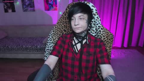 Snapshot of tragedienne_0o chatting on March 11, 2025, 7:47 pm Sanya online show from March 11, 2025, 7:47 pm