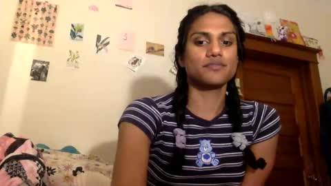 transamoure online show from March 21, 2026, 5:23 am