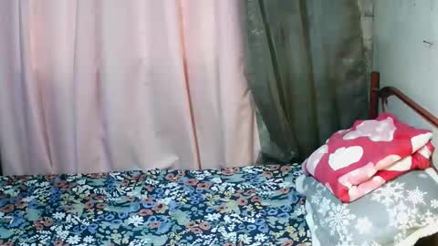 Snapshot of transhottie28 chatting on November 3, 2025, 1:29 am transhottie28 online show from November 3, 2025, 1:29 am